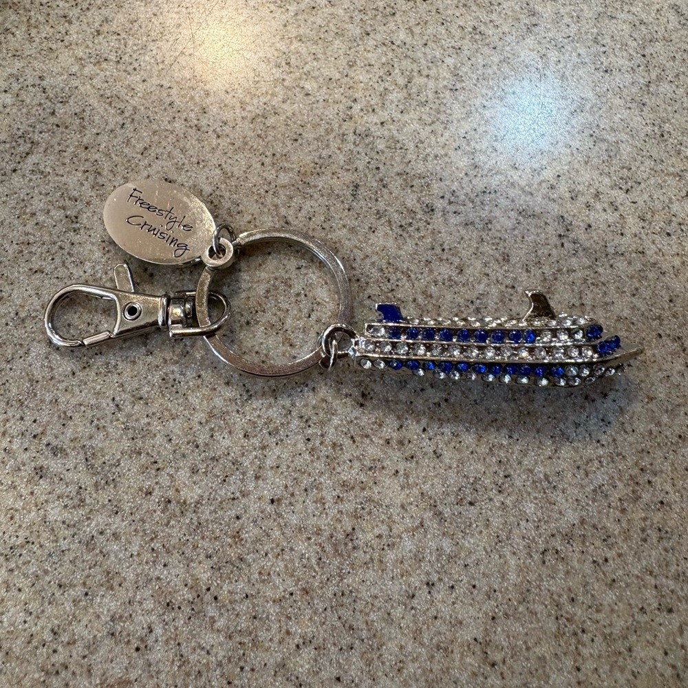 Norwegian Cruise Line Blue and Silver Keychain “FREESTYLE CRUISING”